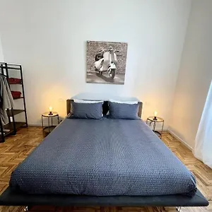 https://luxury-charm-centro.it-lombardy.com
